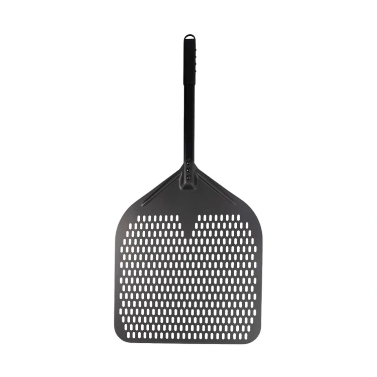 Pelle à pizza en aluminium perforé